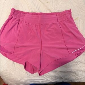 lululemon athletica hotty hot shorts